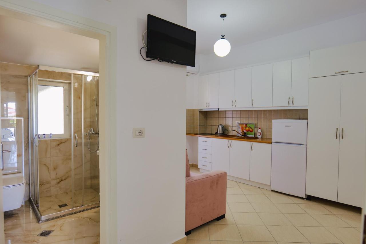 Eleni Guest House Sarandë 外观 照片