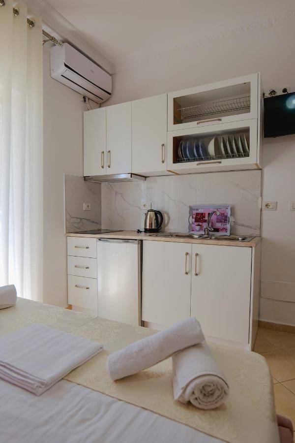 Eleni Guest House Sarandë 外观 照片