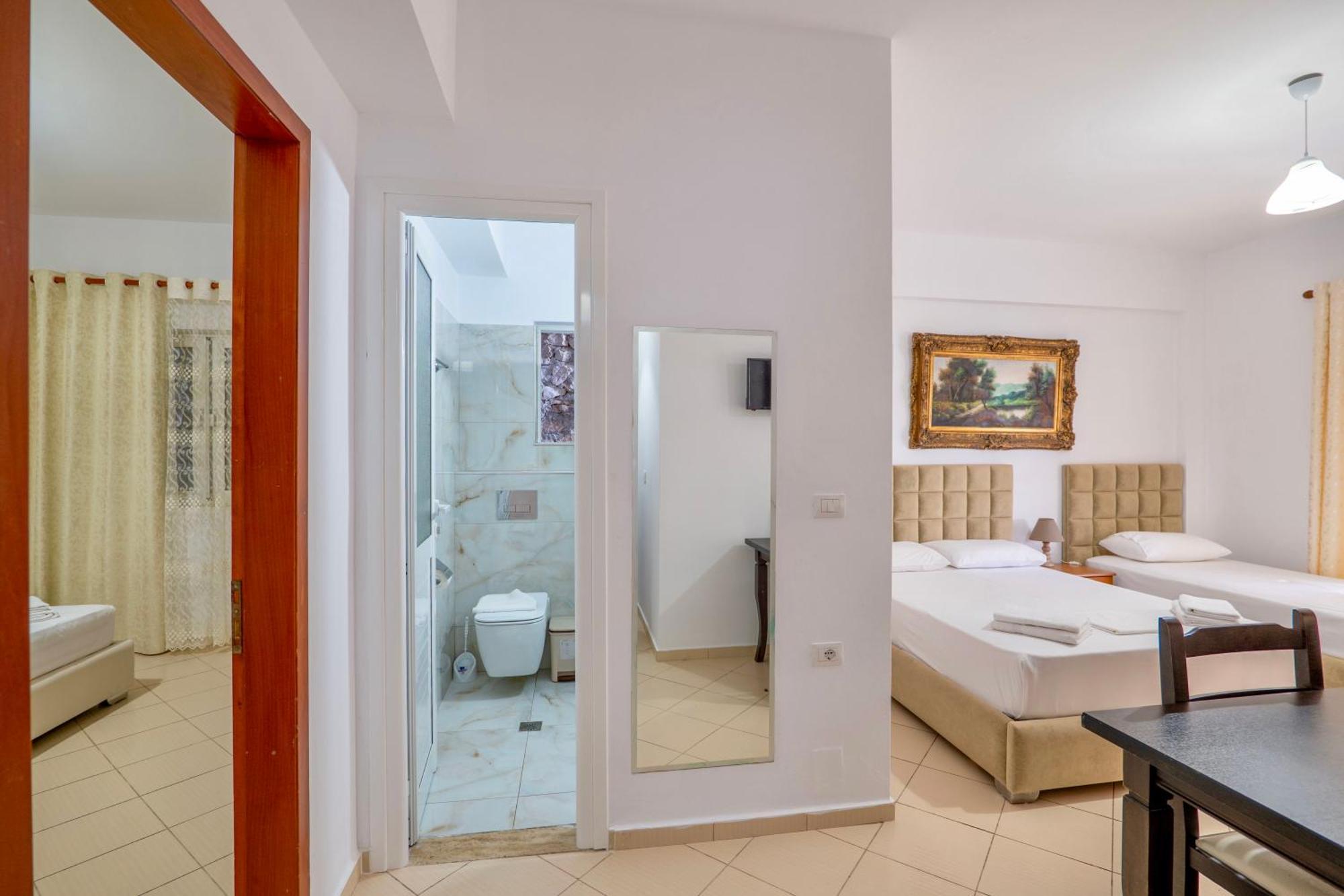 Eleni Guest House Sarandë 外观 照片