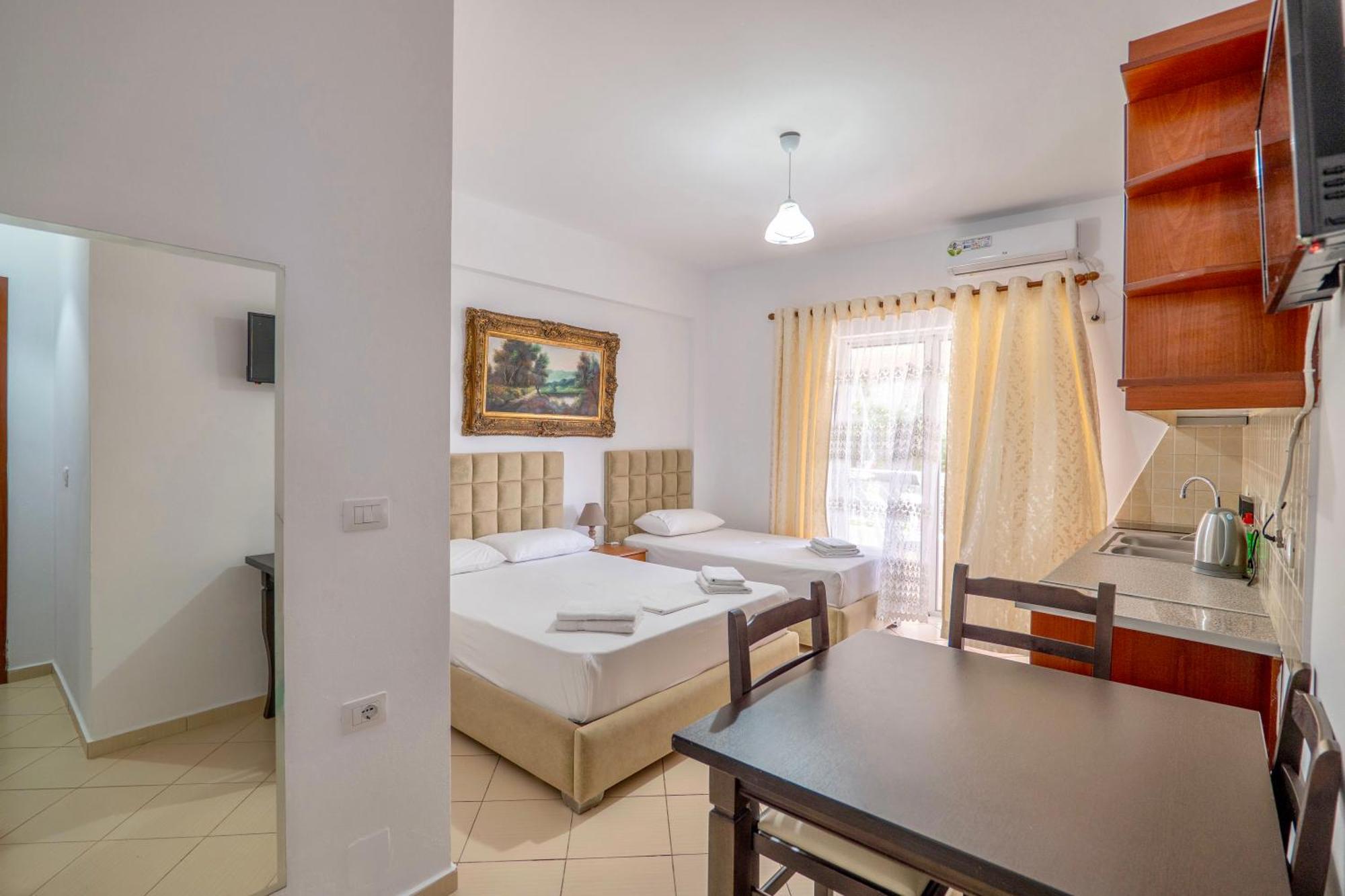 Eleni Guest House Sarandë 外观 照片