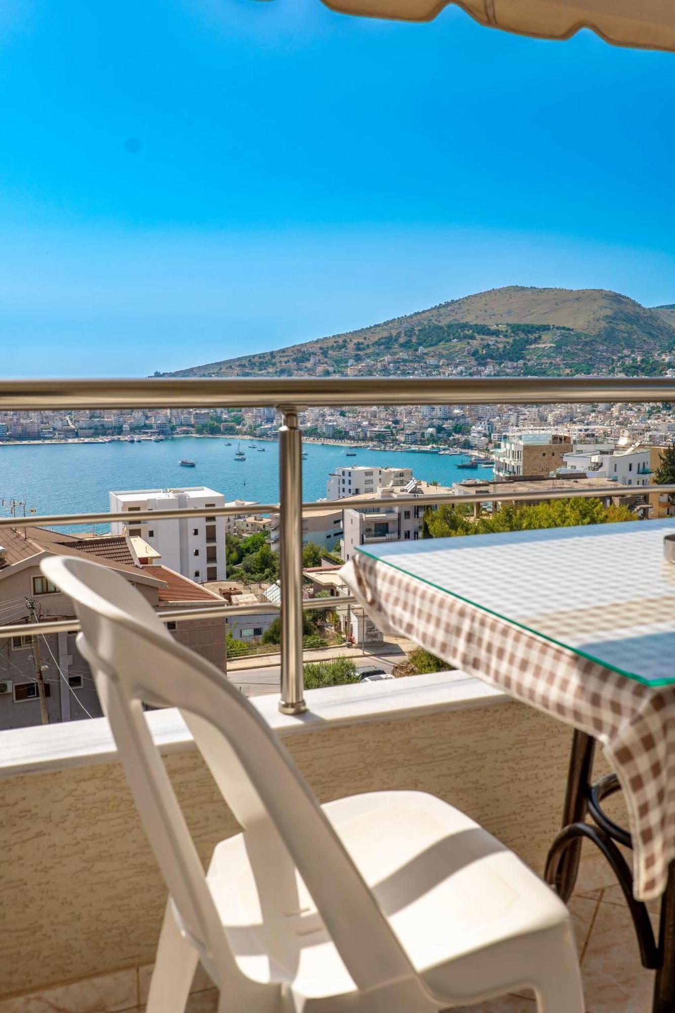 Eleni Guest House Sarandë 外观 照片